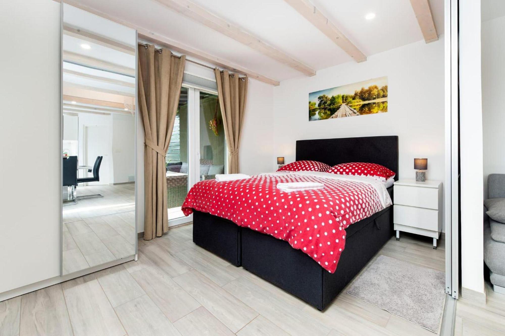 Renata Mare Holliday House Holiday home Rovinj