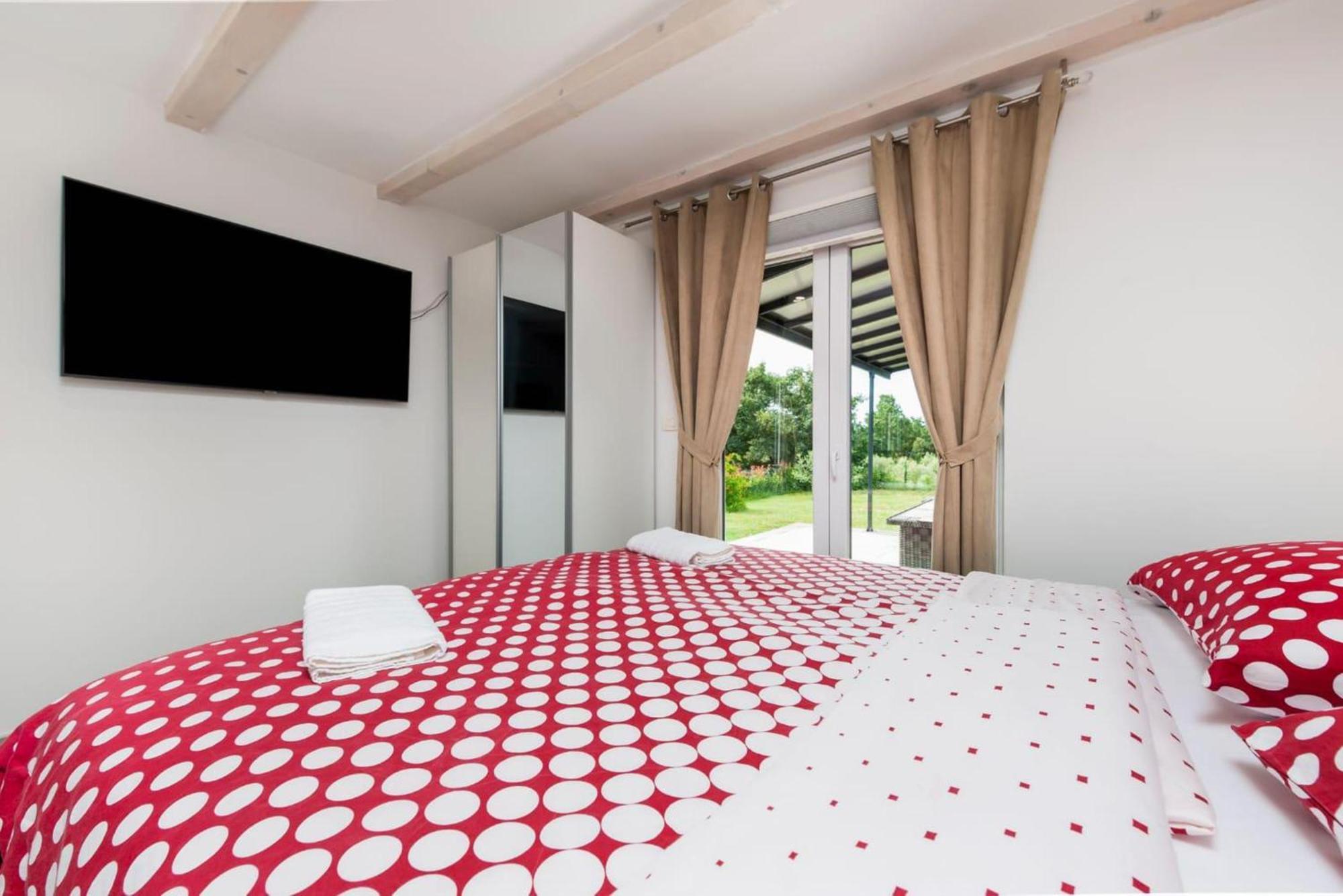 Holiday home Renata Mare Holliday House